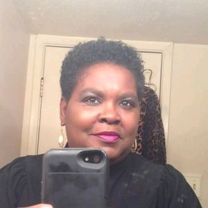 Meet your Posher, Lesa